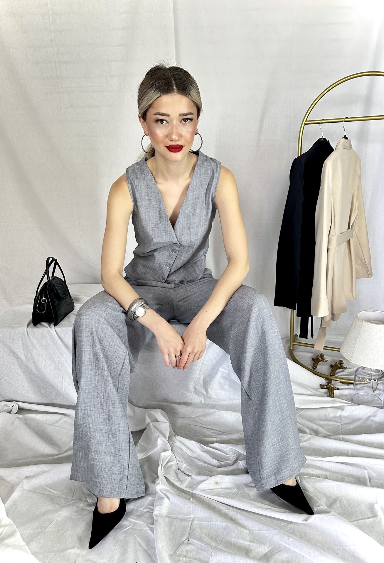 Gri Yelek & Palazzo Pantolon Takım