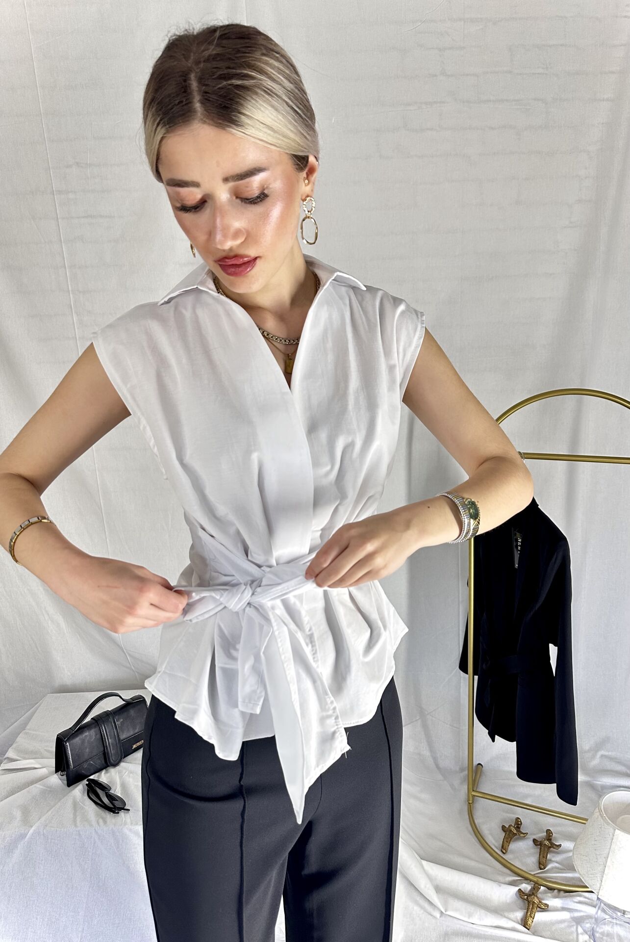 Bağlama Detay Beyaz Gömlek