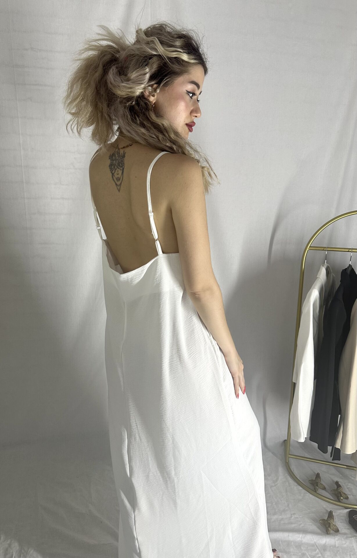 Beyaz Uzun Plaj Elbise