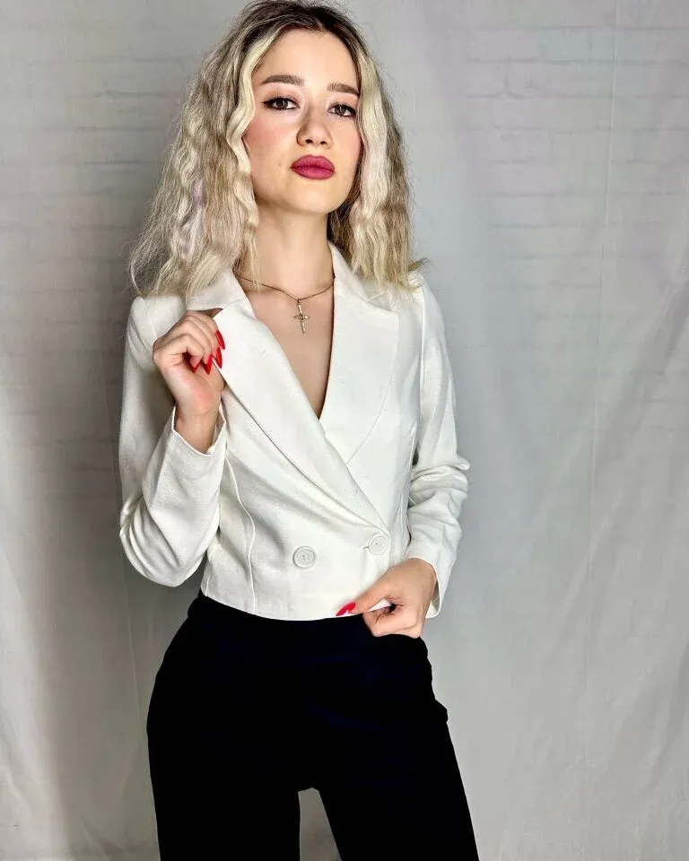 Beyaz Kruvaze Crop Blazer Ceket